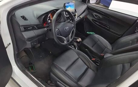 Toyota Yaris, 2023 год, 1 000 111 рублей, 10 фотография