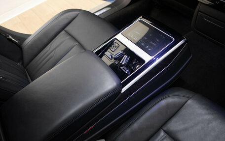 Audi A8, 2022 год, 4 950 000 рублей, 9 фотография