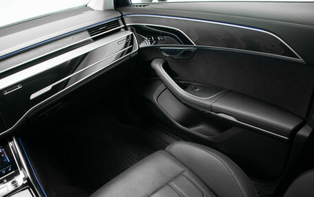 Audi A8, 2022 год, 4 950 000 рублей, 15 фотография