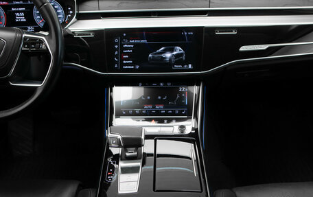 Audi A8, 2022 год, 4 950 000 рублей, 21 фотография