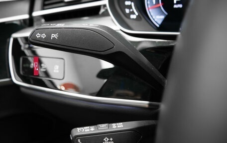 Audi A8, 2022 год, 4 950 000 рублей, 28 фотография