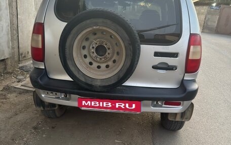 Chevrolet Niva I рестайлинг, 2004 год, 275 000 рублей, 3 фотография