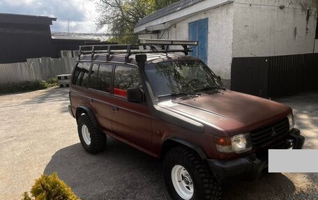 Mitsubishi Pajero III рестайлинг, 1992 год, 700 000 рублей, 10 фотография