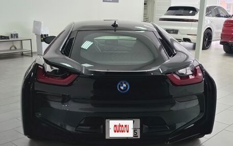 BMW i8 I рестайлинг, 2018 год, 6 000 000 рублей, 2 фотография