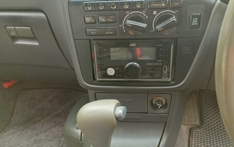 Toyota Vista, 1993 год, 444 000 рублей, 8 фотография