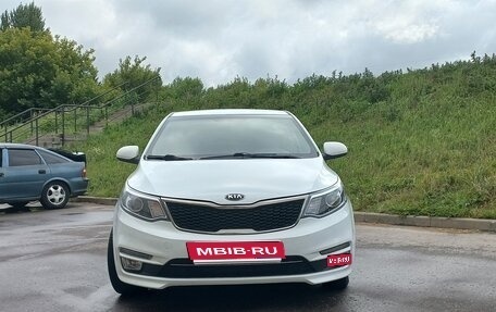 KIA Rio III рестайлинг, 2016 год, 900 000 рублей, 1 фотография