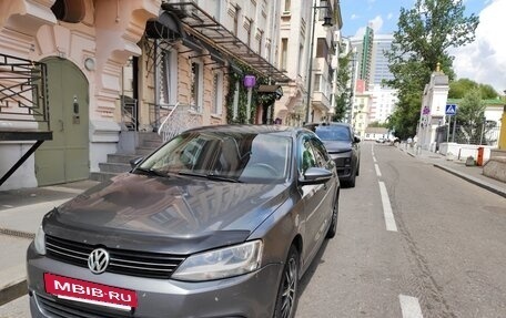 Volkswagen Jetta VI, 2011 год, 733 333 рублей, 11 фотография
