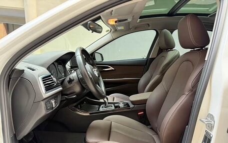 BMW 1 серия, 2023 год, 1 650 000 рублей, 12 фотография