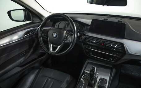 BMW 5 серия, 2017 год, 2 199 000 рублей, 11 фотография