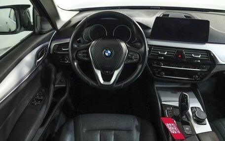 BMW 5 серия, 2017 год, 2 199 000 рублей, 13 фотография