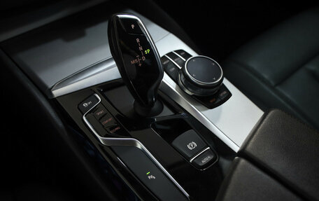 BMW 5 серия, 2017 год, 2 199 000 рублей, 21 фотография
