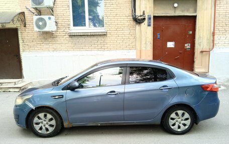 KIA Rio III рестайлинг, 2014 год, 350 000 рублей, 4 фотография