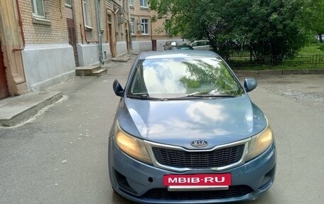 KIA Rio III рестайлинг, 2014 год, 350 000 рублей, 2 фотография