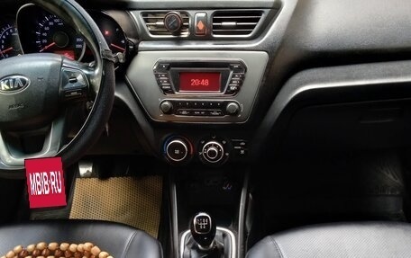 KIA Rio III рестайлинг, 2014 год, 350 000 рублей, 5 фотография
