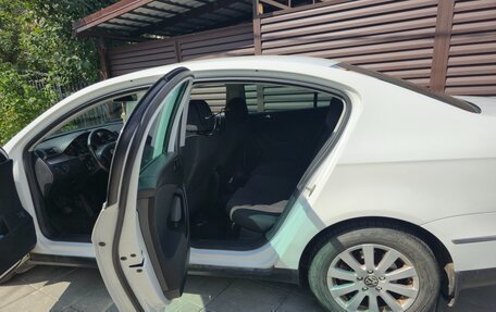 Volkswagen Passat B6, 2007 год, 790 000 рублей, 5 фотография