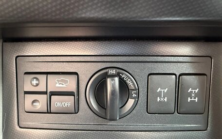Toyota Land Cruiser Prado 150 рестайлинг 2, 2012 год, 2 800 000 рублей, 15 фотография