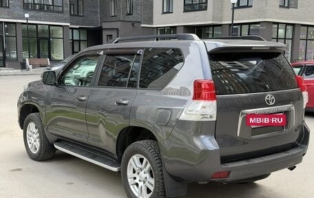 Toyota Land Cruiser Prado 150 рестайлинг 2, 2012 год, 2 800 000 рублей, 3 фотография