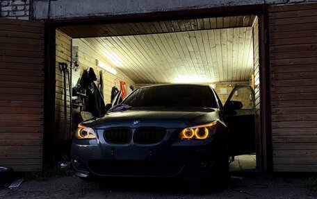 BMW 5 серия, 2005 год, 1 800 000 рублей, 12 фотография