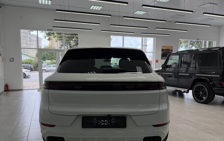 Porsche Cayenne III, 2023 год, 14 500 000 рублей, 2 фотография