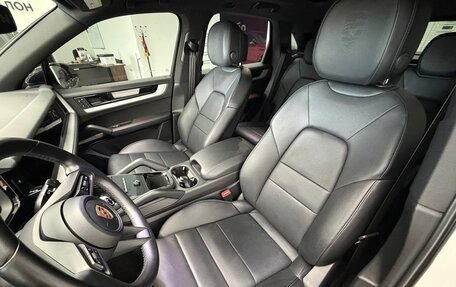 Porsche Cayenne III, 2023 год, 14 500 000 рублей, 15 фотография