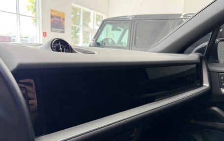 Porsche Cayenne III, 2023 год, 14 500 000 рублей, 20 фотография