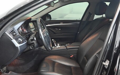 BMW 5 серия, 2013 год, 1 720 000 рублей, 11 фотография