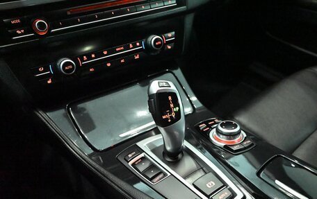 BMW 5 серия, 2013 год, 1 720 000 рублей, 15 фотография