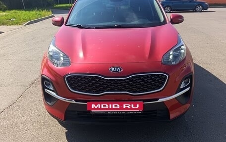 KIA Sportage IV рестайлинг, 2021 год, 1 900 000 рублей, 4 фотография