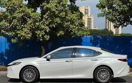 Toyota Camry, 2026 год, 3 550 000 рублей, 4 фотография
