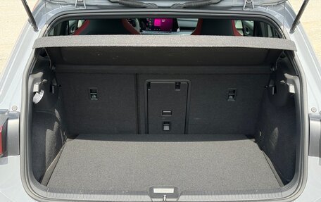Volkswagen Golf GTI, 2022 год, 4 500 000 рублей, 10 фотография