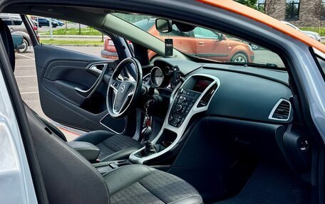 Opel Astra J, 2012 год, 730 000 рублей, 9 фотография