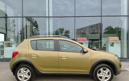 Renault Sandero II рестайлинг, 2016 год, 860 000 рублей, 5 фотография