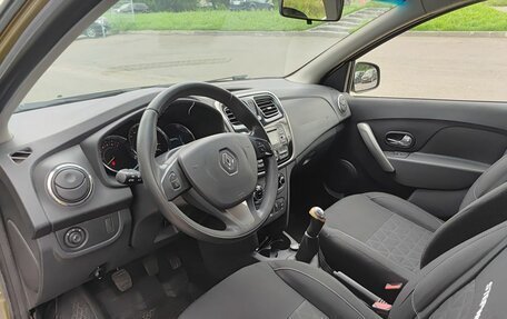 Renault Sandero II рестайлинг, 2016 год, 860 000 рублей, 20 фотография