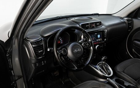 KIA Soul II рестайлинг, 2017 год, 1 400 000 рублей, 10 фотография
