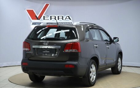 KIA Sorento II рестайлинг, 2011 год, 950 000 рублей, 3 фотография