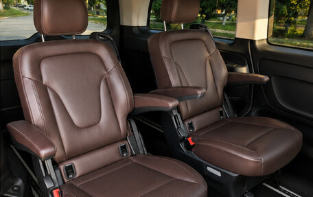 Mercedes-Benz Vito, 2016 год, 2 849 999 рублей, 9 фотография