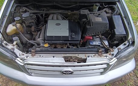 Toyota Highlander III, 2001 год, 888 000 рублей, 13 фотография