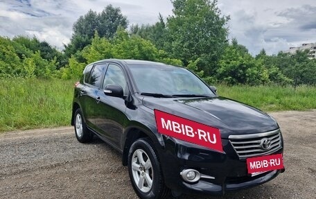 Toyota RAV4, 2011 год, 1 300 000 рублей, 2 фотография
