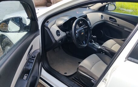 Chevrolet Cruze II, 2012 год, 650 000 рублей, 3 фотография