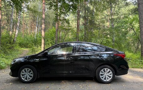 Hyundai Solaris II рестайлинг, 2019 год, 1 400 000 рублей, 5 фотография