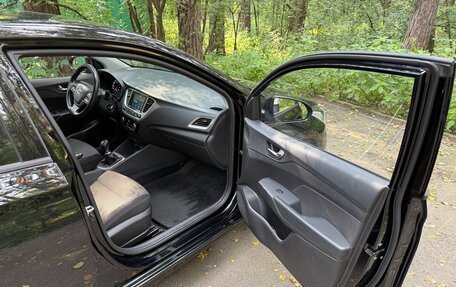 Hyundai Solaris II рестайлинг, 2019 год, 1 400 000 рублей, 10 фотография
