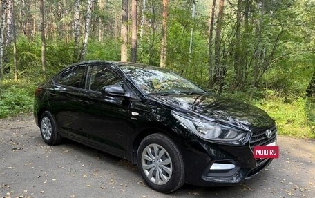 Hyundai Solaris II рестайлинг, 2019 год, 1 400 000 рублей, 3 фотография