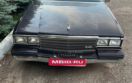 Cadillac Fleetwood I, 1985 год, 1 000 000 рублей, 4 фотография