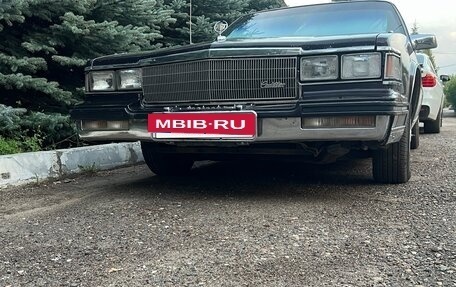 Cadillac Fleetwood I, 1985 год, 1 000 000 рублей, 22 фотография