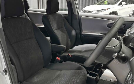 Toyota Wish II, 2009 год, 1 347 000 рублей, 11 фотография