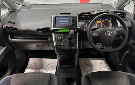 Toyota Wish II, 2009 год, 1 347 000 рублей, 25 фотография