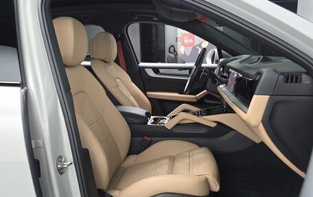 Porsche Cayenne III, 2026 год, 15 900 000 рублей, 17 фотография
