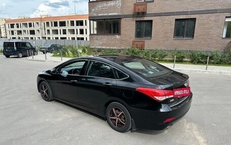 Hyundai i40 I рестайлинг, 2013 год, 900 000 рублей, 10 фотография