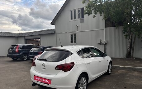 Opel Astra J, 2012 год, 780 000 рублей, 6 фотография