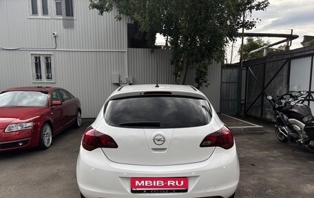 Opel Astra J, 2012 год, 780 000 рублей, 3 фотография